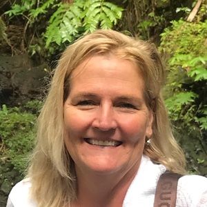 Meet your Posher, Jennifer